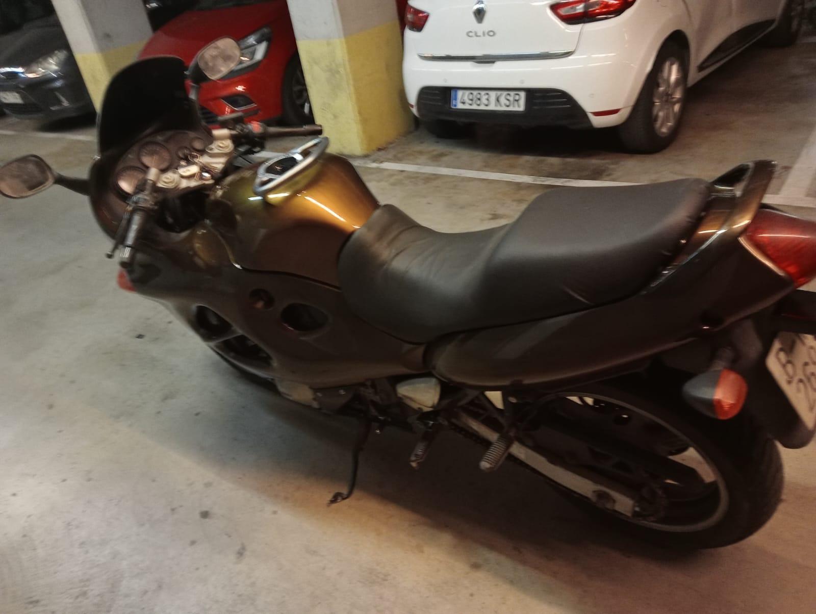 Foto 6 de Suzuki gsx 600f katana 