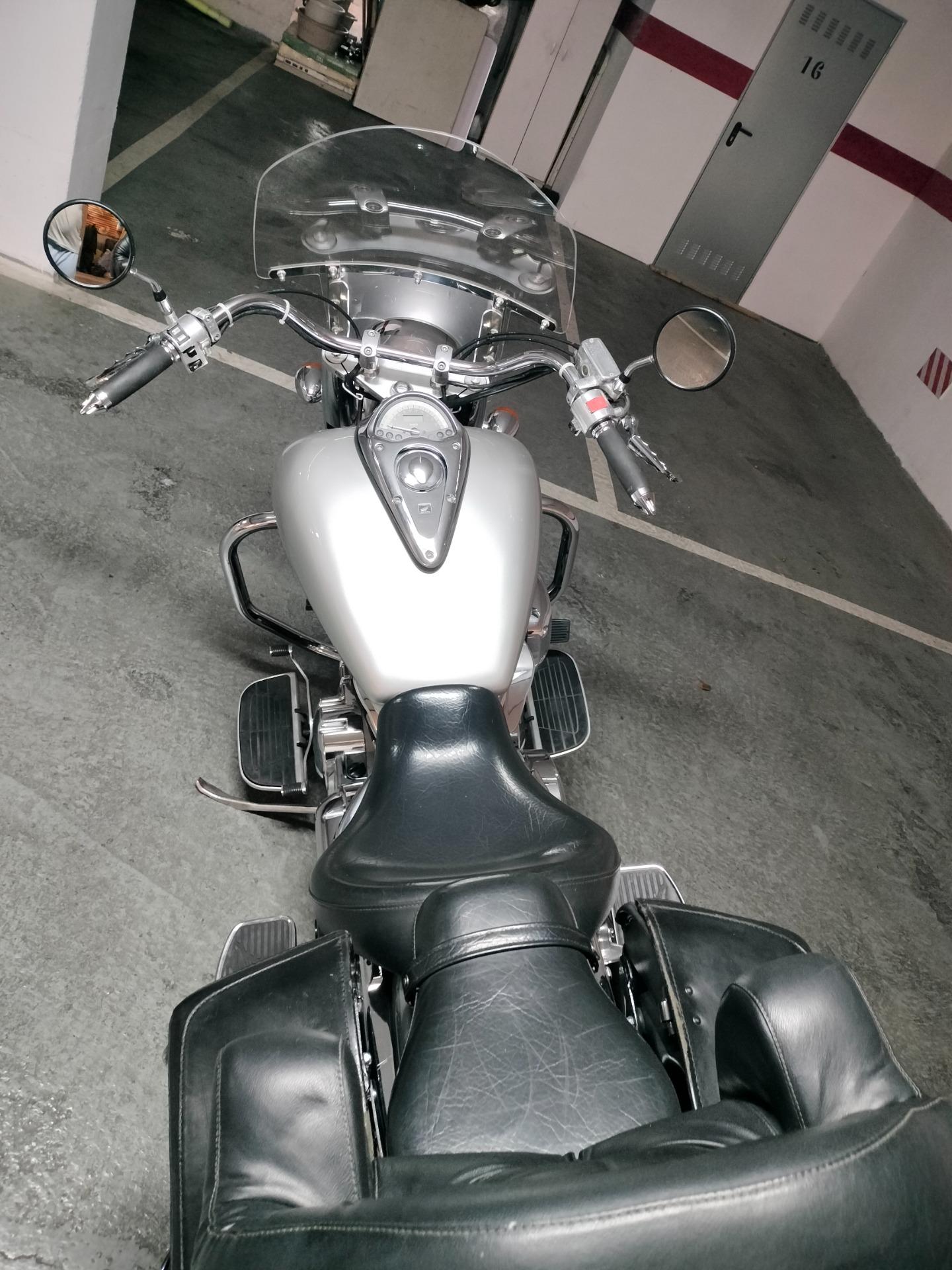 Foto 4 de honda vtx 1300