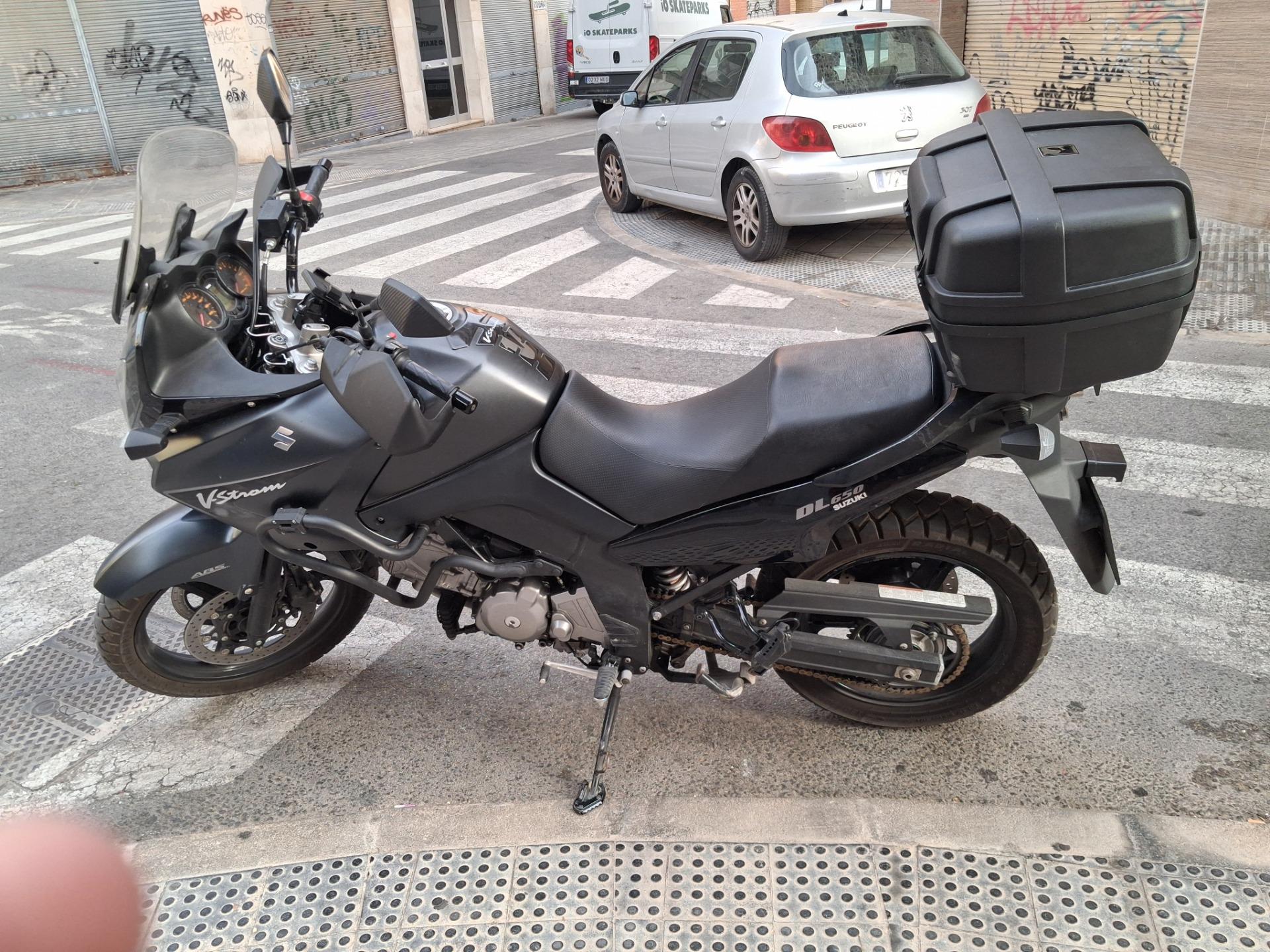Foto 3 de Cambio suzuki v strom del 2007  por scooter  minimo de 400 cc