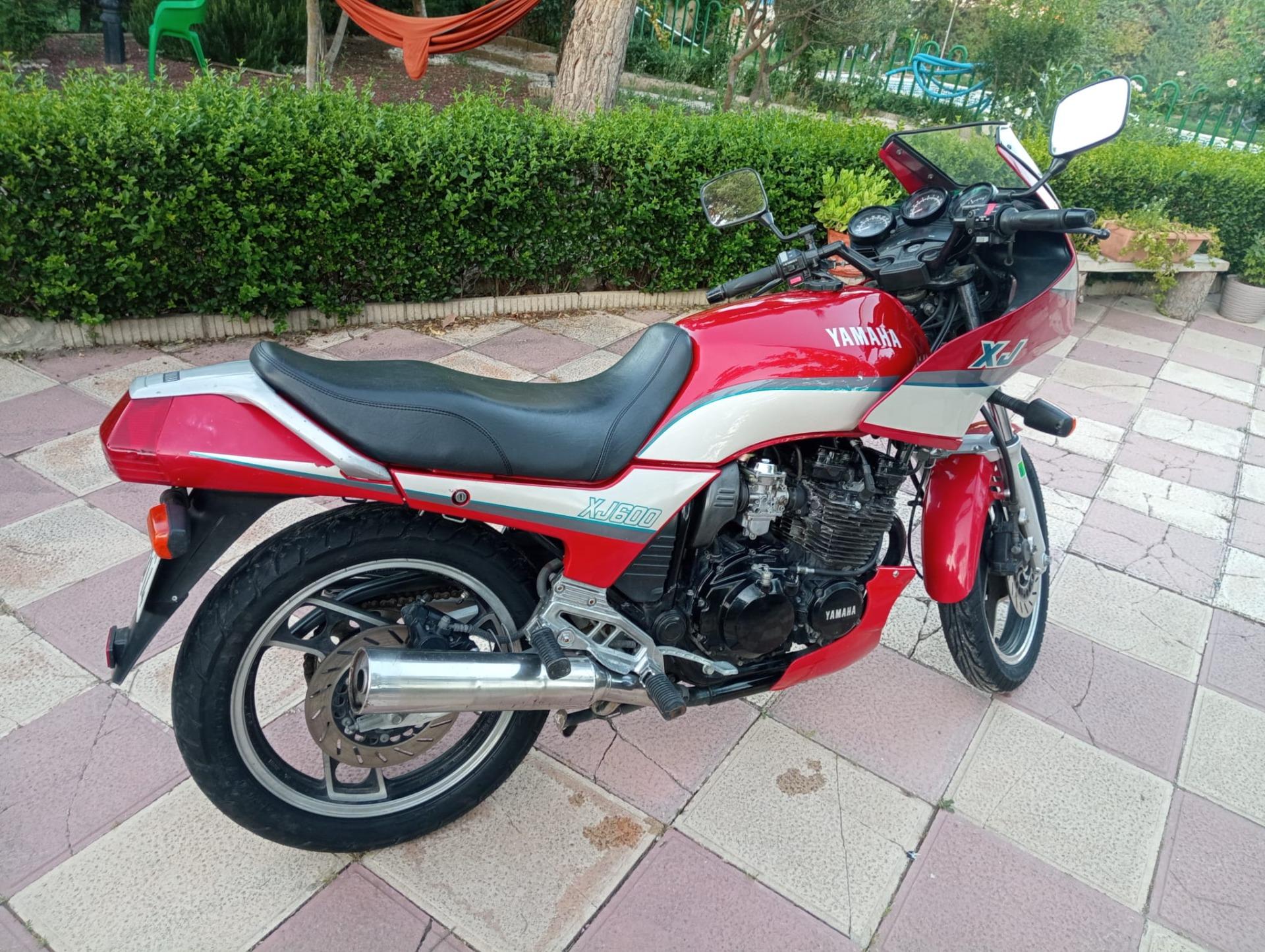 Foto 3 de Yamaha XJ 600 51j 89