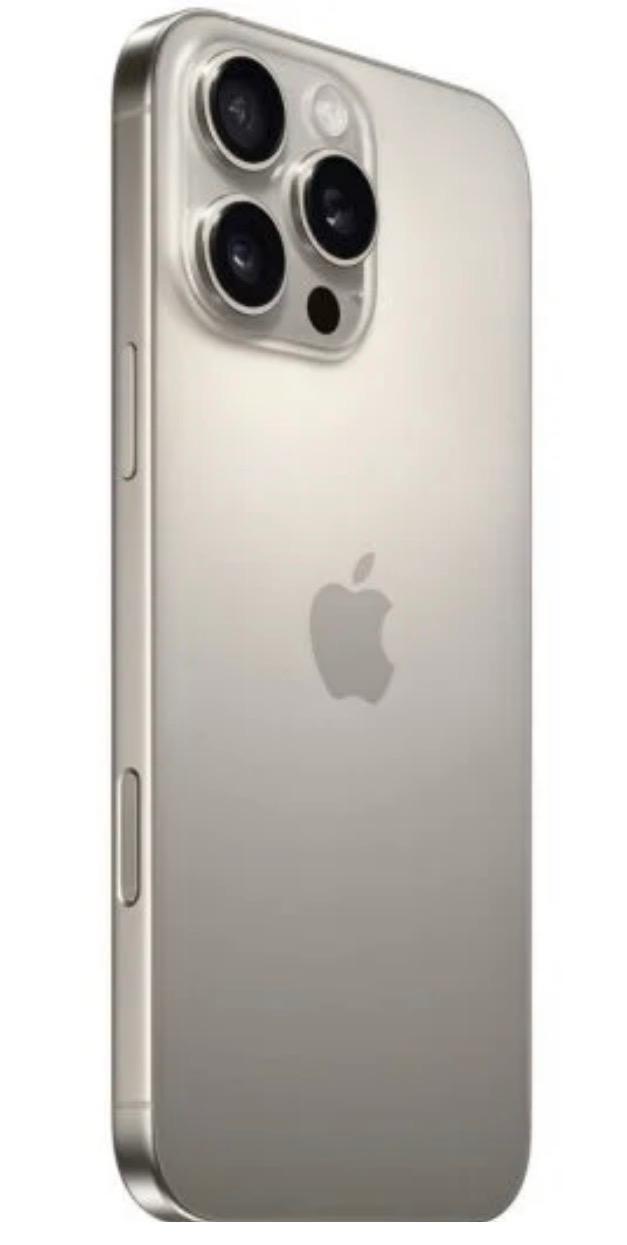 Foto 3 de iPhone 16 Pro Max 