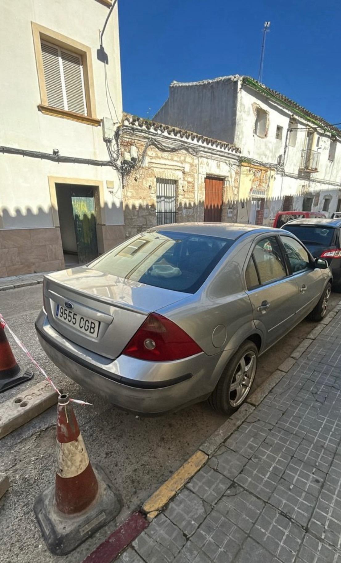 Foto 4 de Ford mondeo 2.0 115cv 2002