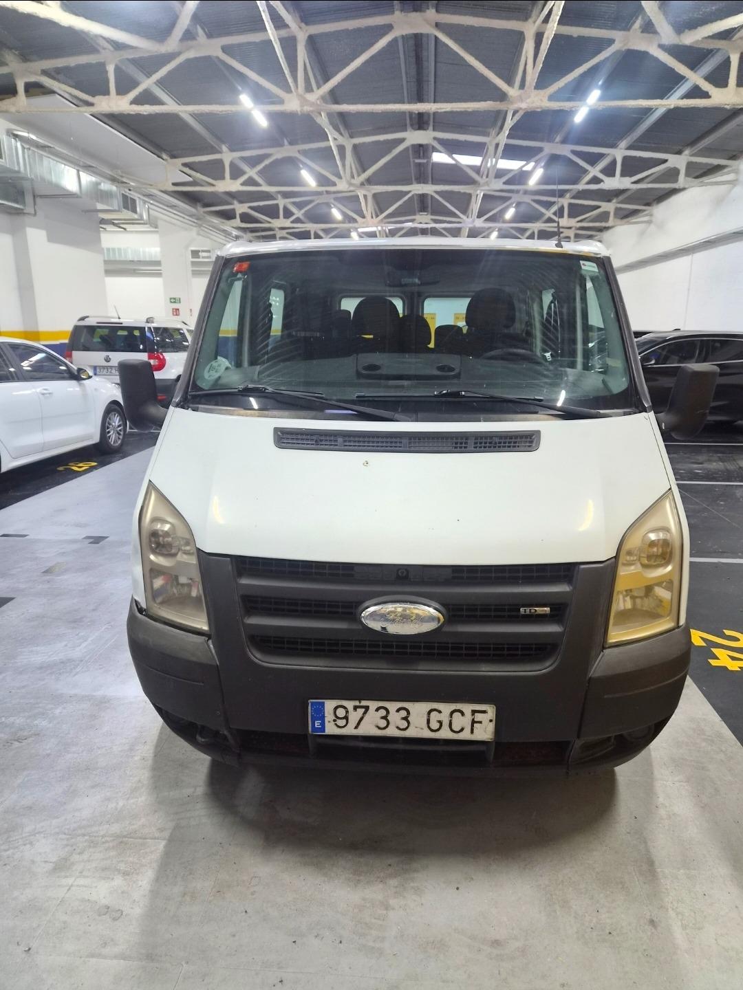 Foto 8 de Furgoneta Ford Transit 