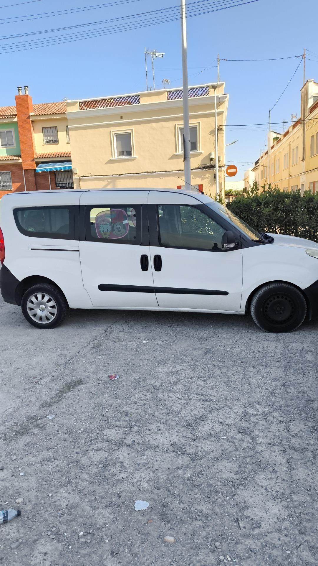 Foto 2 de todo terreno o algo que me interese 