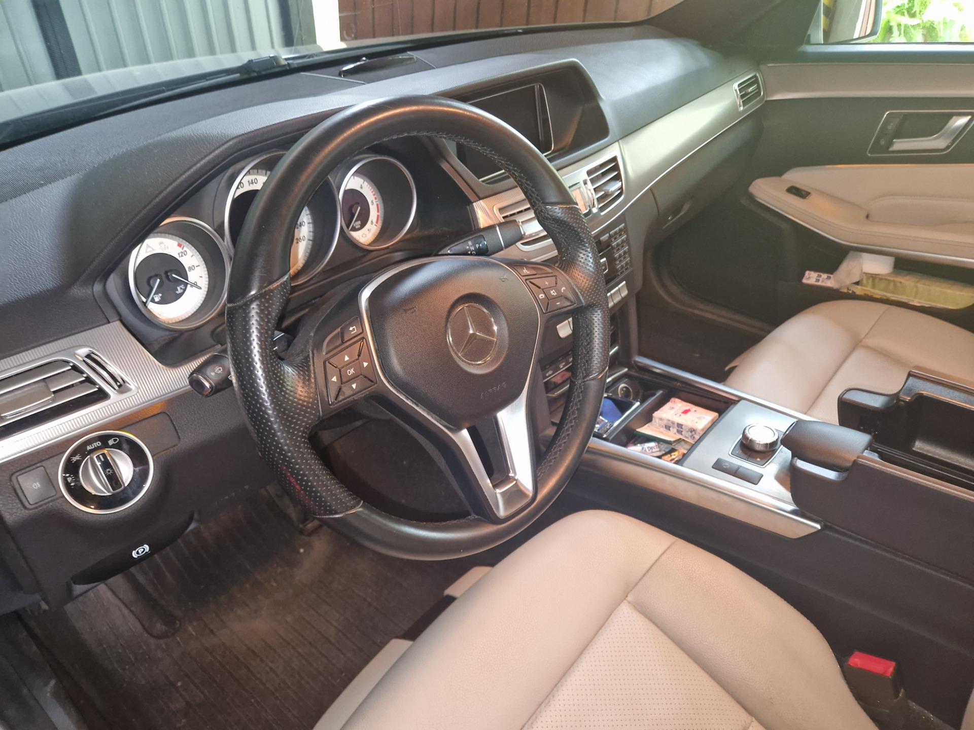 Foto 1 de Mercedes E 220