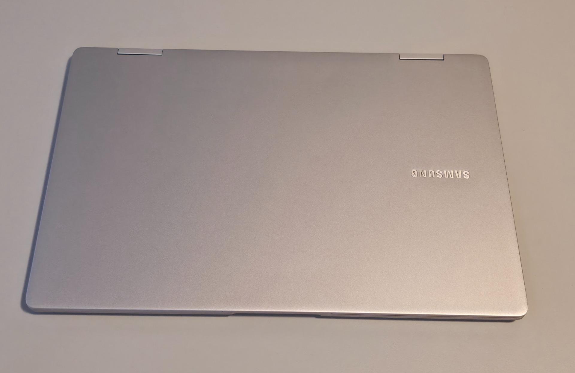 Foto 3 de Samsung Galaxy Book2 360 512GB NP730QED + SPen