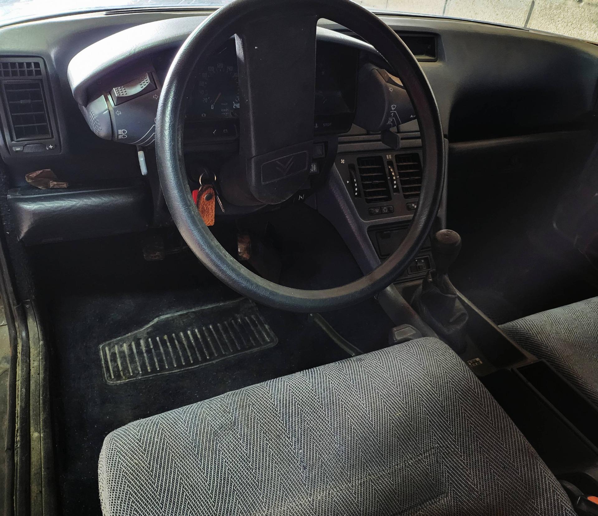 Foto 4 de CITROEN CX 2.2 TRS NACIONAL