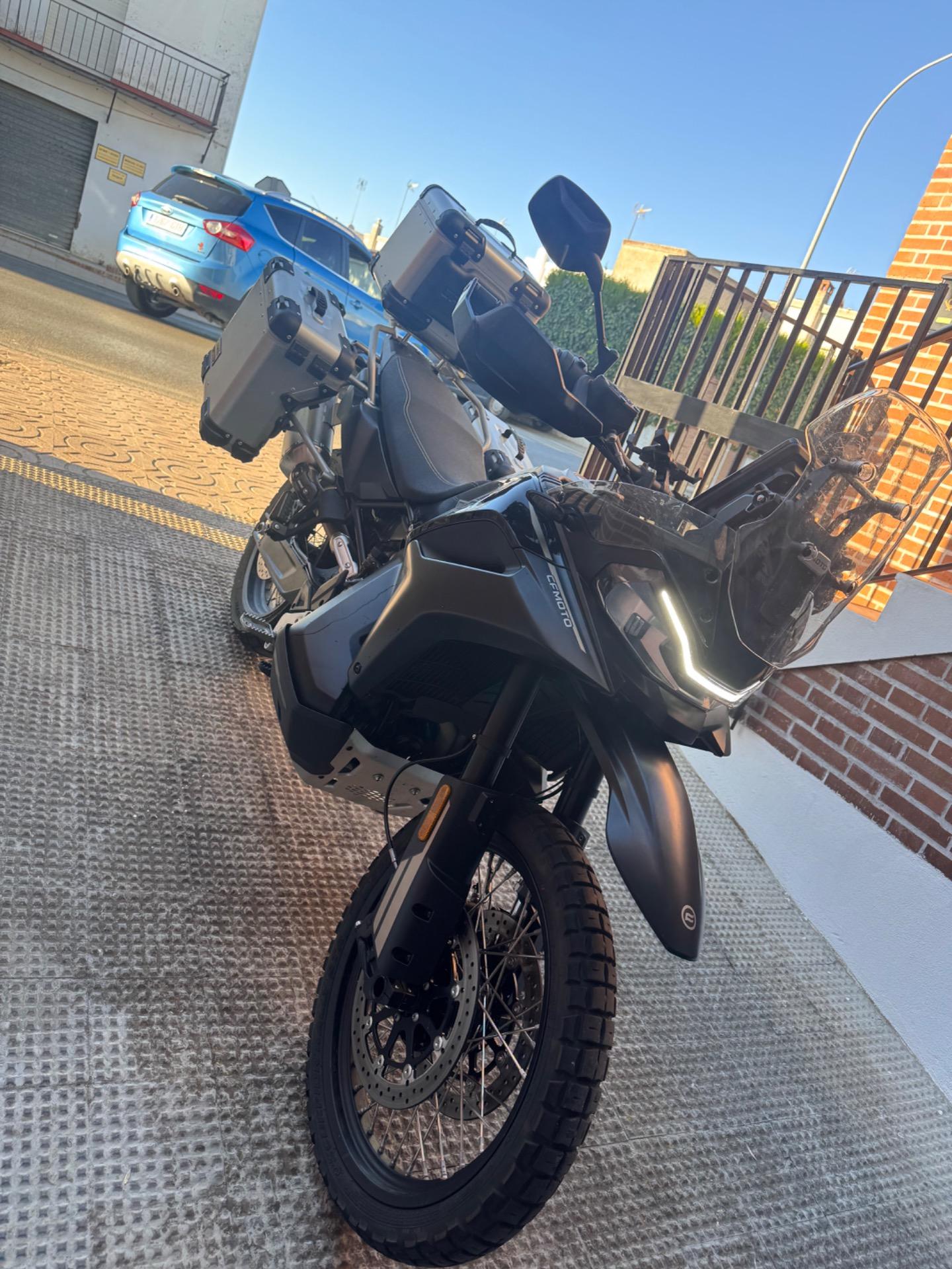 Foto 2 de Cfmoto 800 mtx 2025