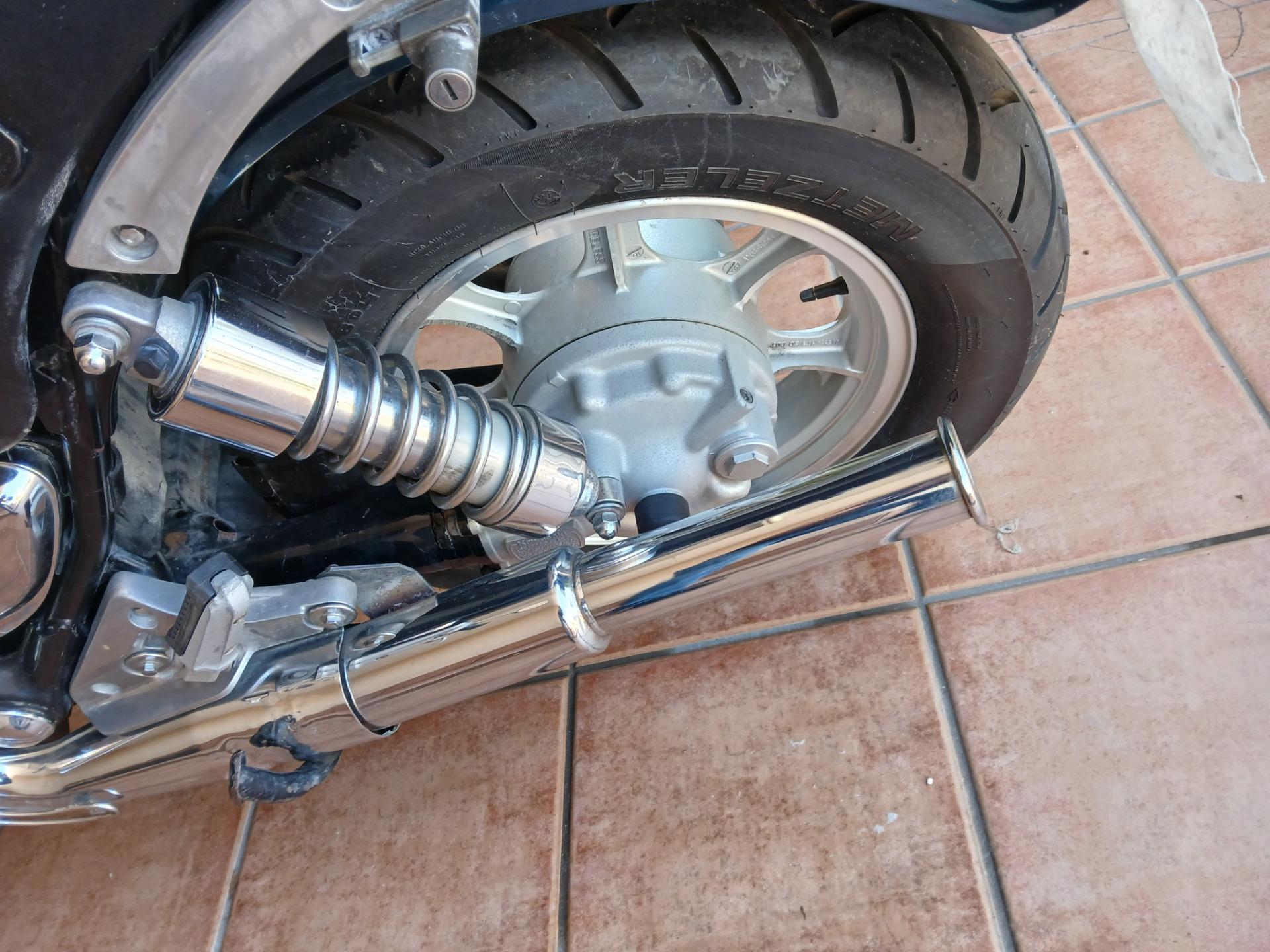 Foto de CUSTOM KAWASAKI VN 750 VULCAN