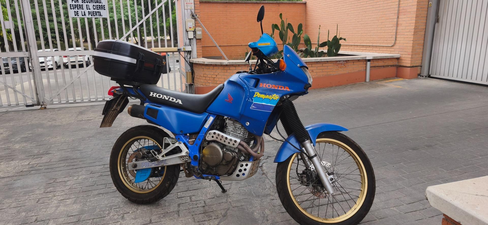 Foto 1 de Honda dominator 