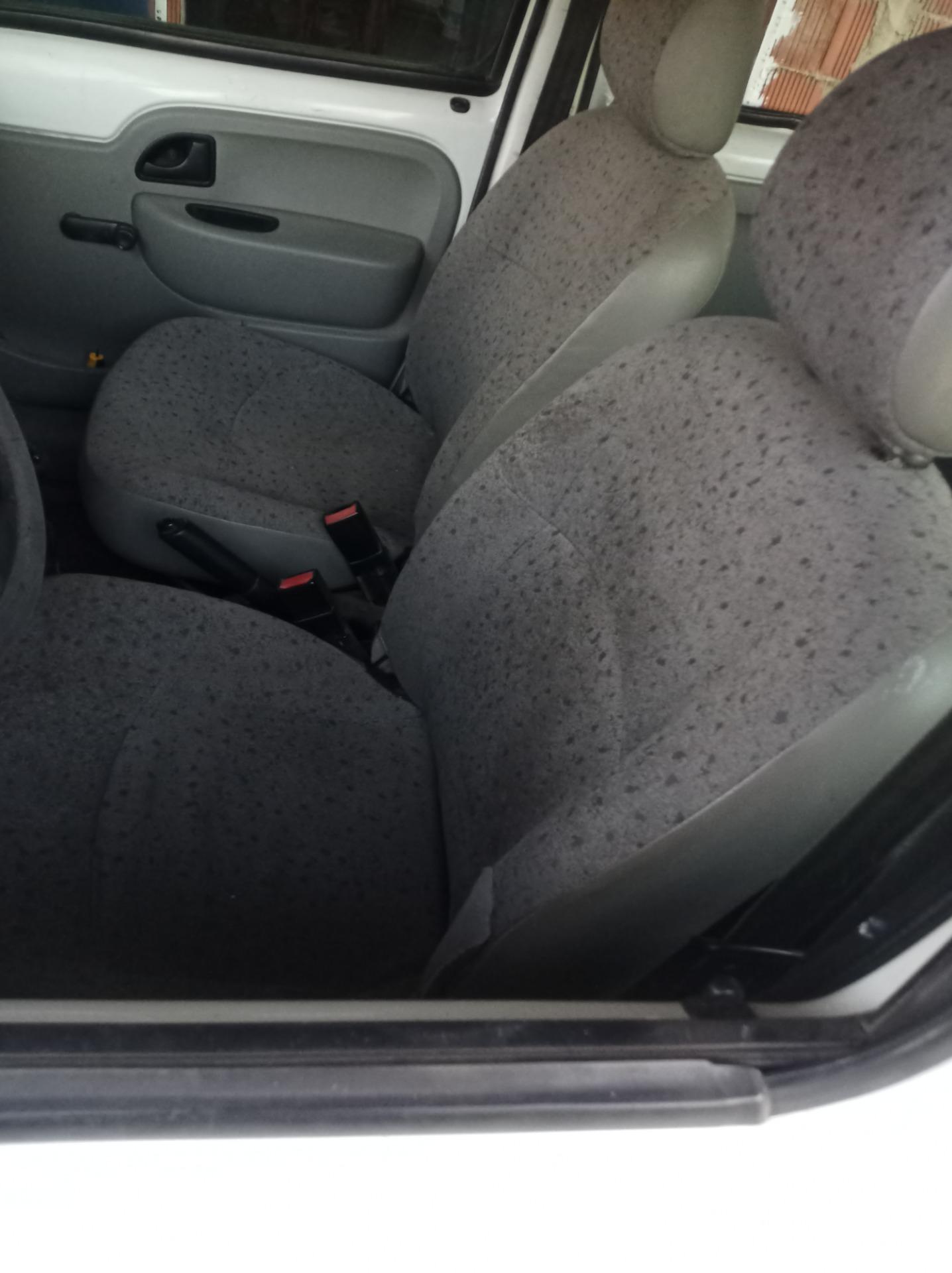 Foto 2 de Renault Kangoo combi 2005