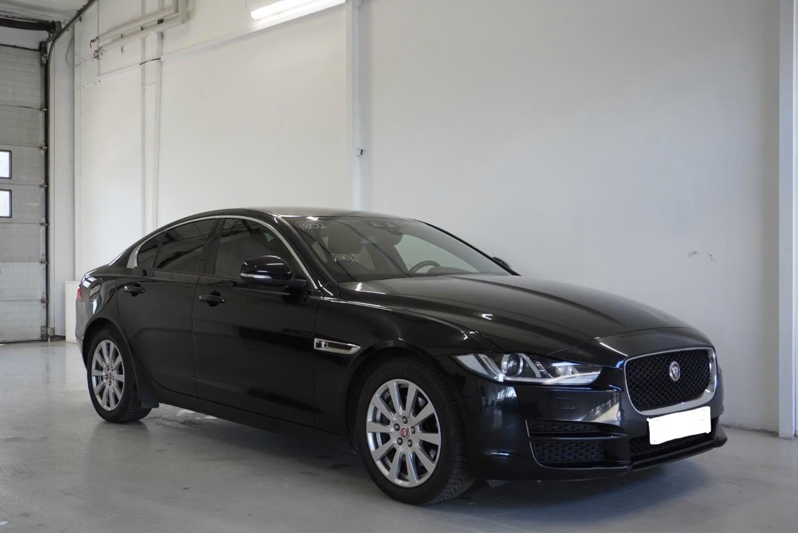 Foto 7 de Jaguar XE 20D 180cv