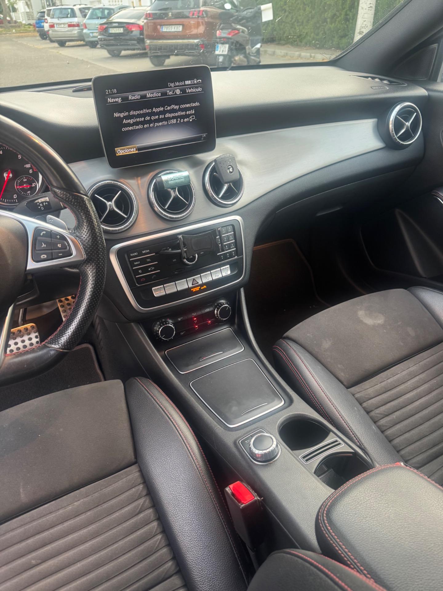 Foto 3 de Mercedes CLA 200 SB, line AMG