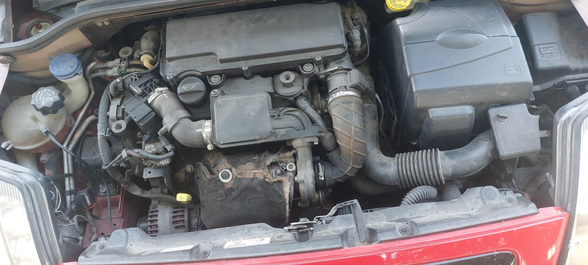 Foto 4 de Citroen c2 1400 hdi VTR del 2006 con 155.000klm.