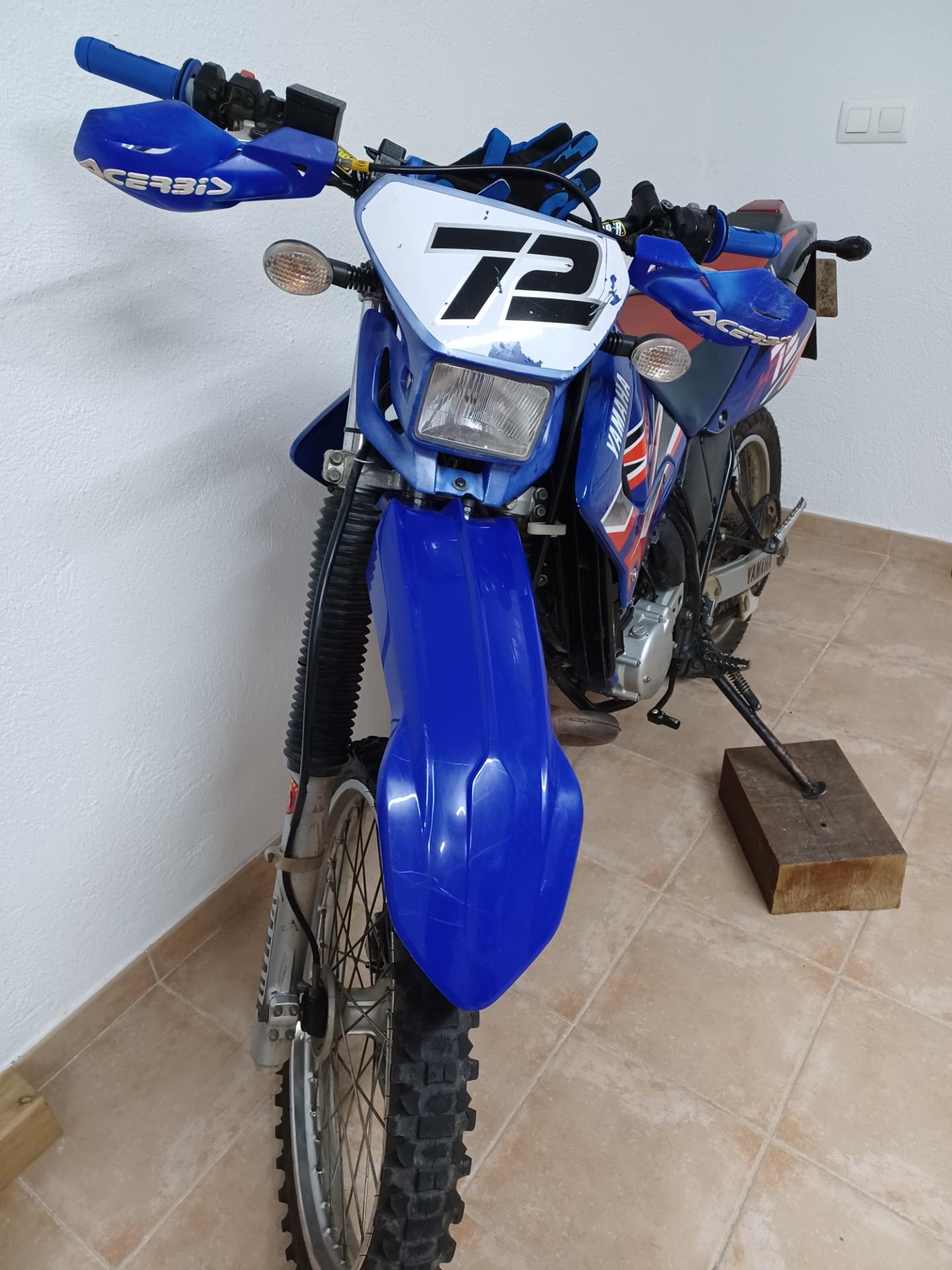 Foto 2 de Cambio Yamaha DT 125 2T por coche o scooter mas/menos del mismo valor 3.250€