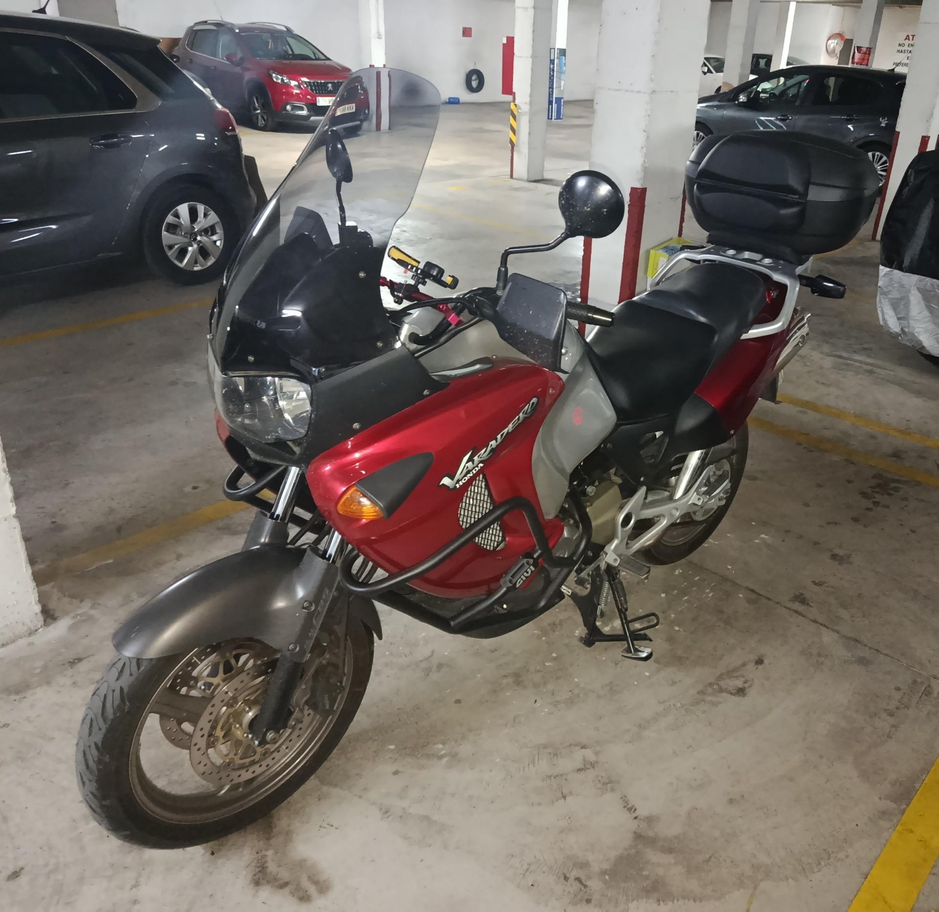 Foto 3 de Honda varadero 1000 año 2003