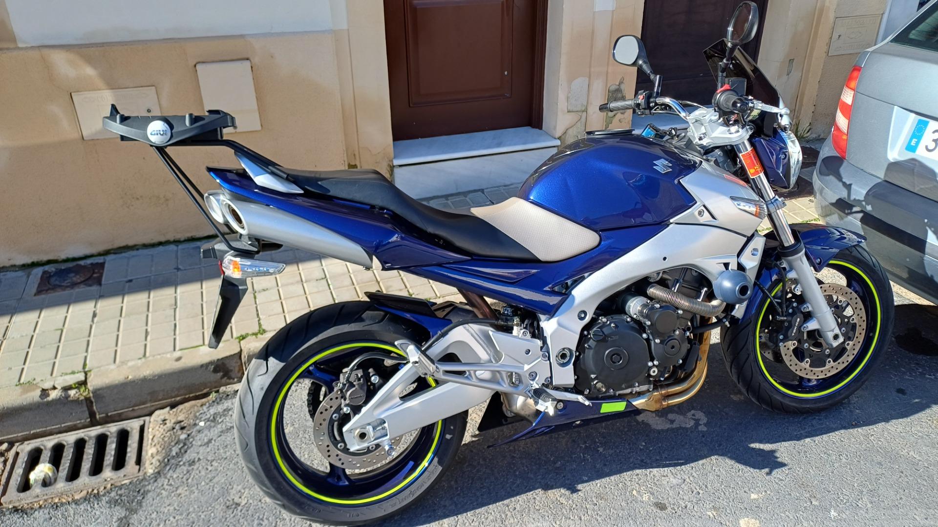 Foto 4 de Suzuki  GSR 600