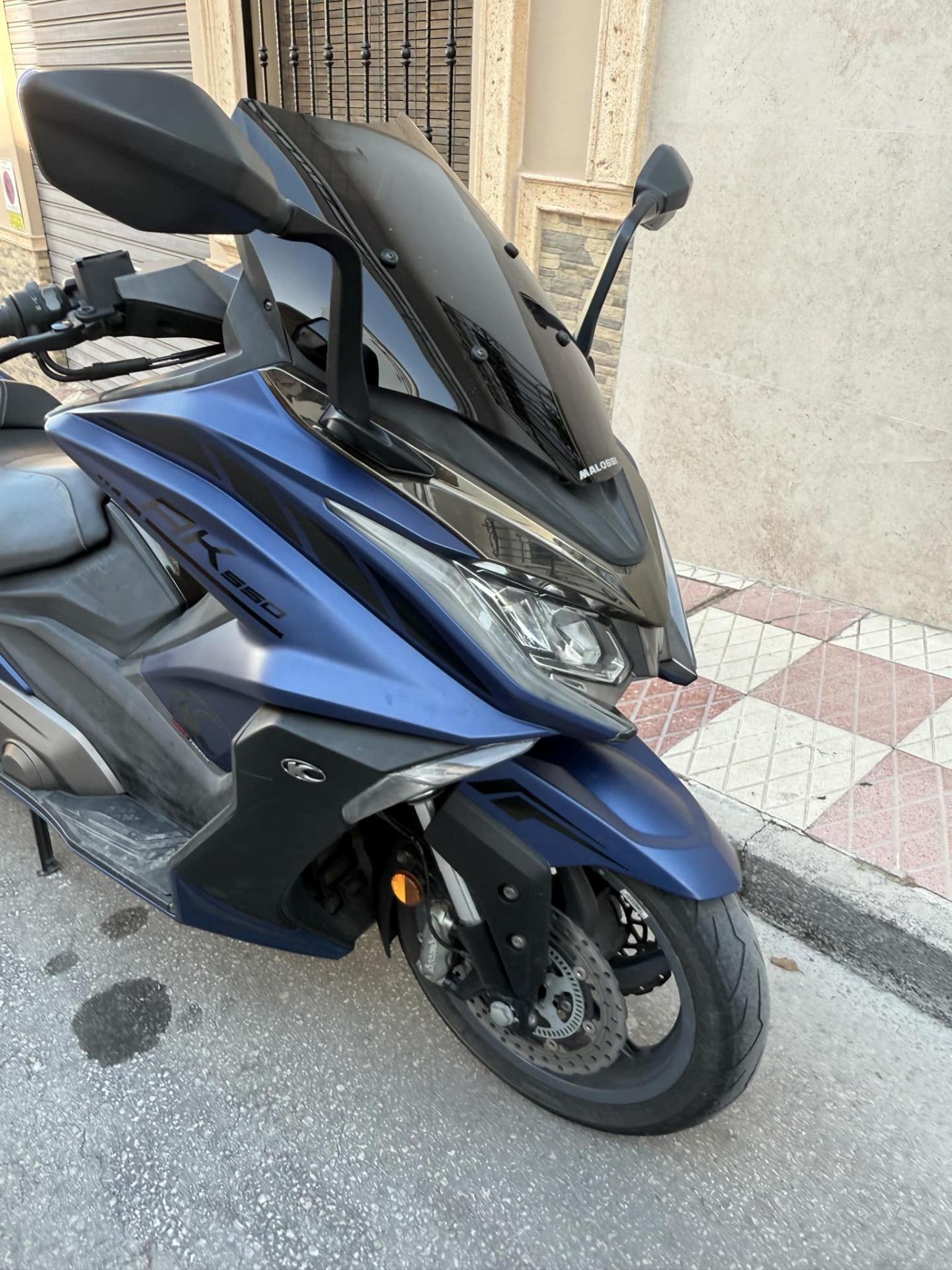 Foto 3 de Kymco ak 550