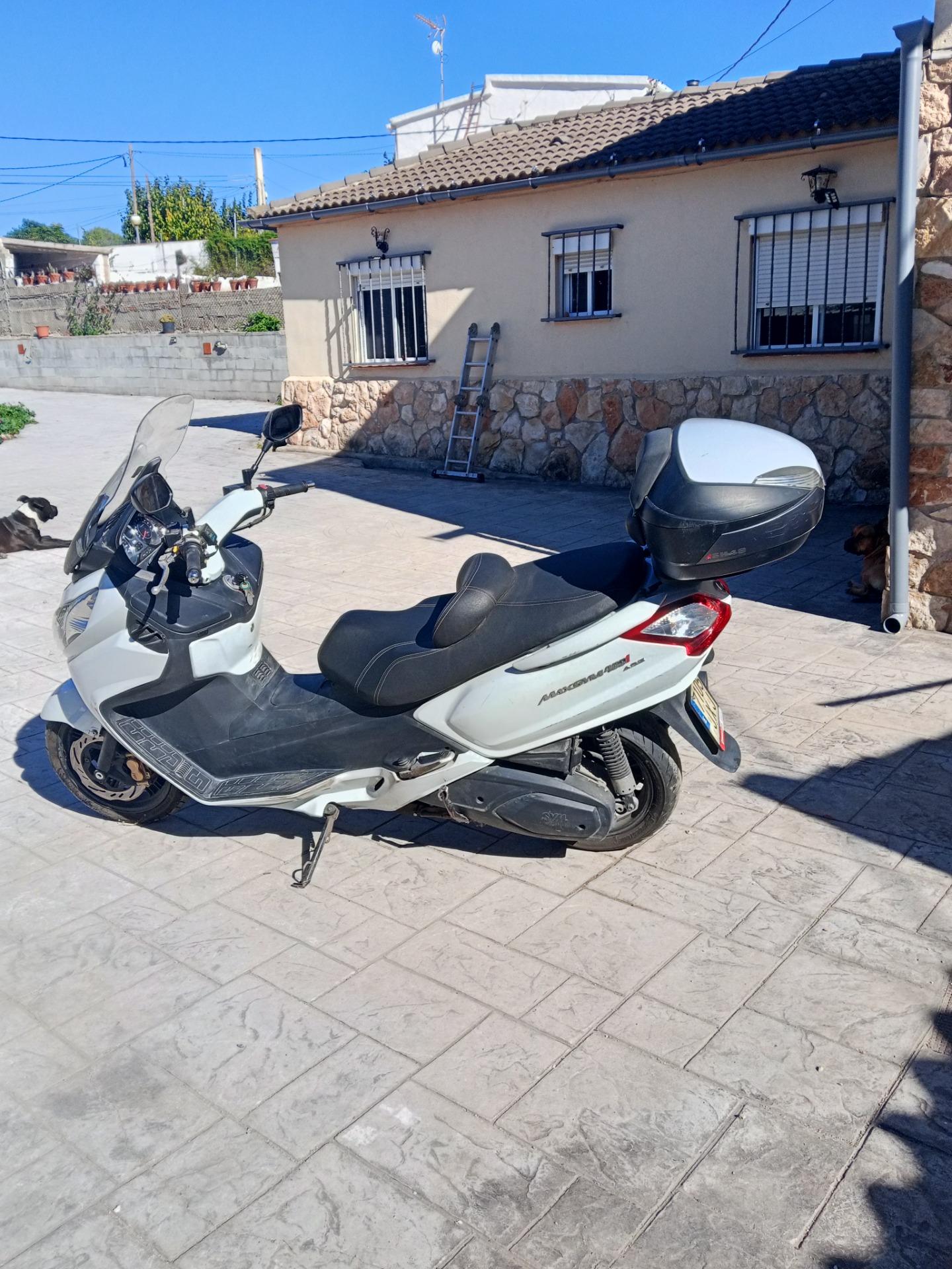 Foto 5 de SYM Maxim 400i abd