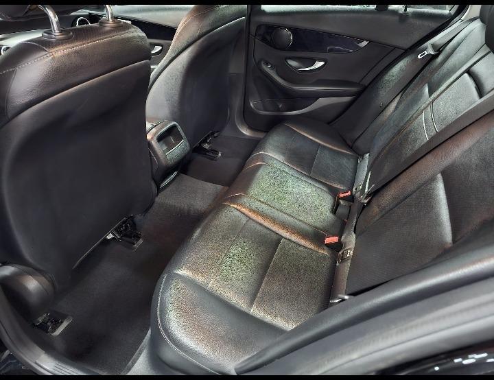 Foto 5 de Mercedes clase C negro automático 