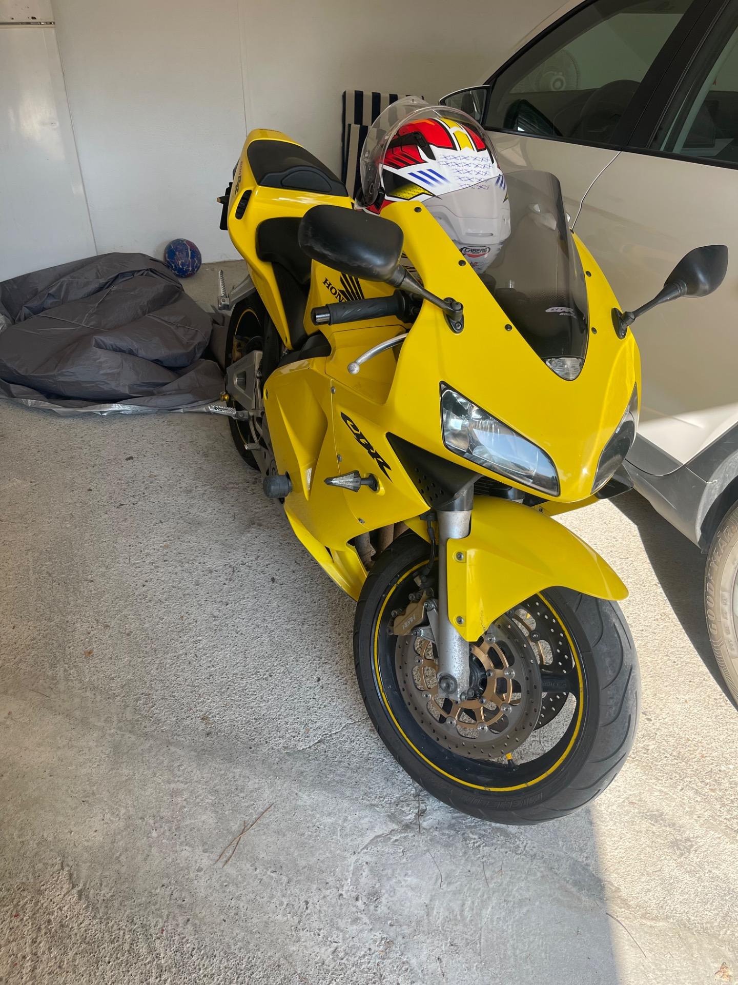 Foto 6 de Moto Honda cbr 600 RR