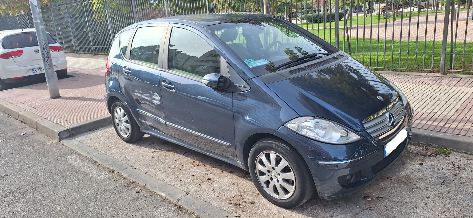 Foto 5 de Mercedes clase A w169 automatico pegatina C 