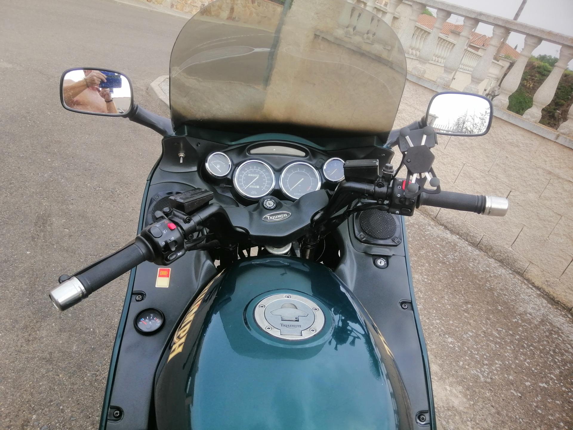 Foto de moto Triumph Trophy 900 