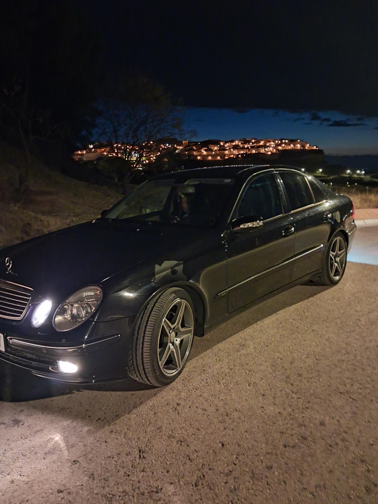 Foto de Mercedes E 320 w211