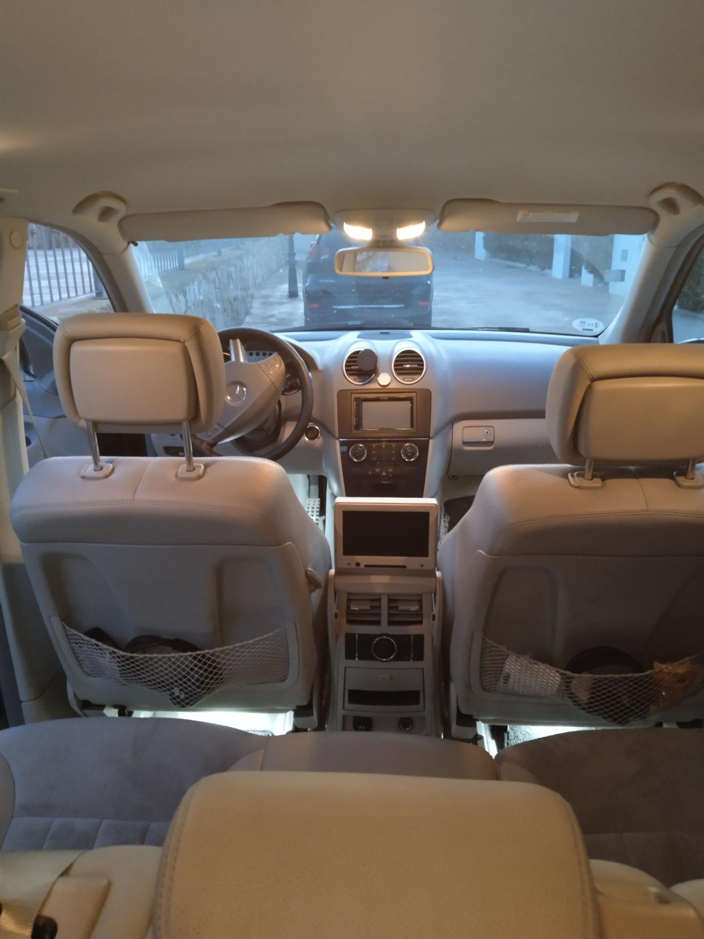 Foto 1 de Cambio Mercedes ML 320 2006 , por furgoneta de 5 plazas 