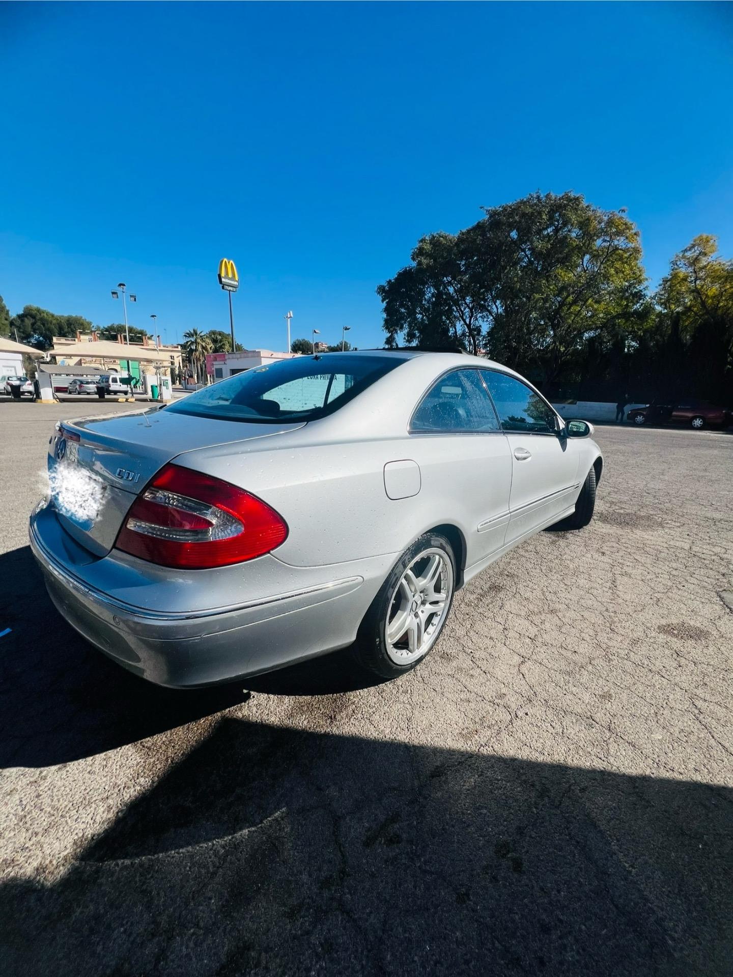 Foto 3 de Mercedes clk 270cdi automatico