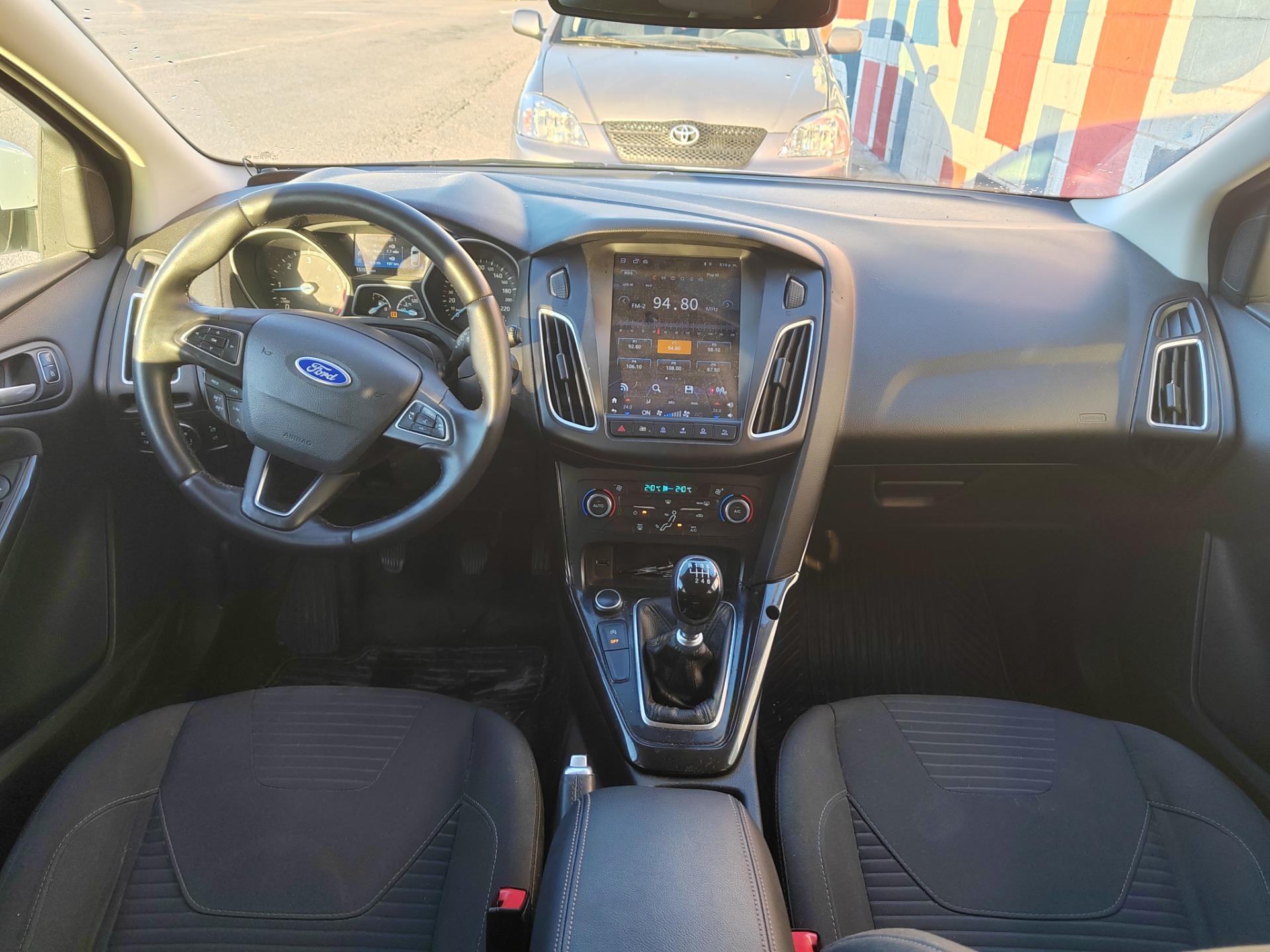 Foto 4 de Ford focus 2.0 tdci 150cv 