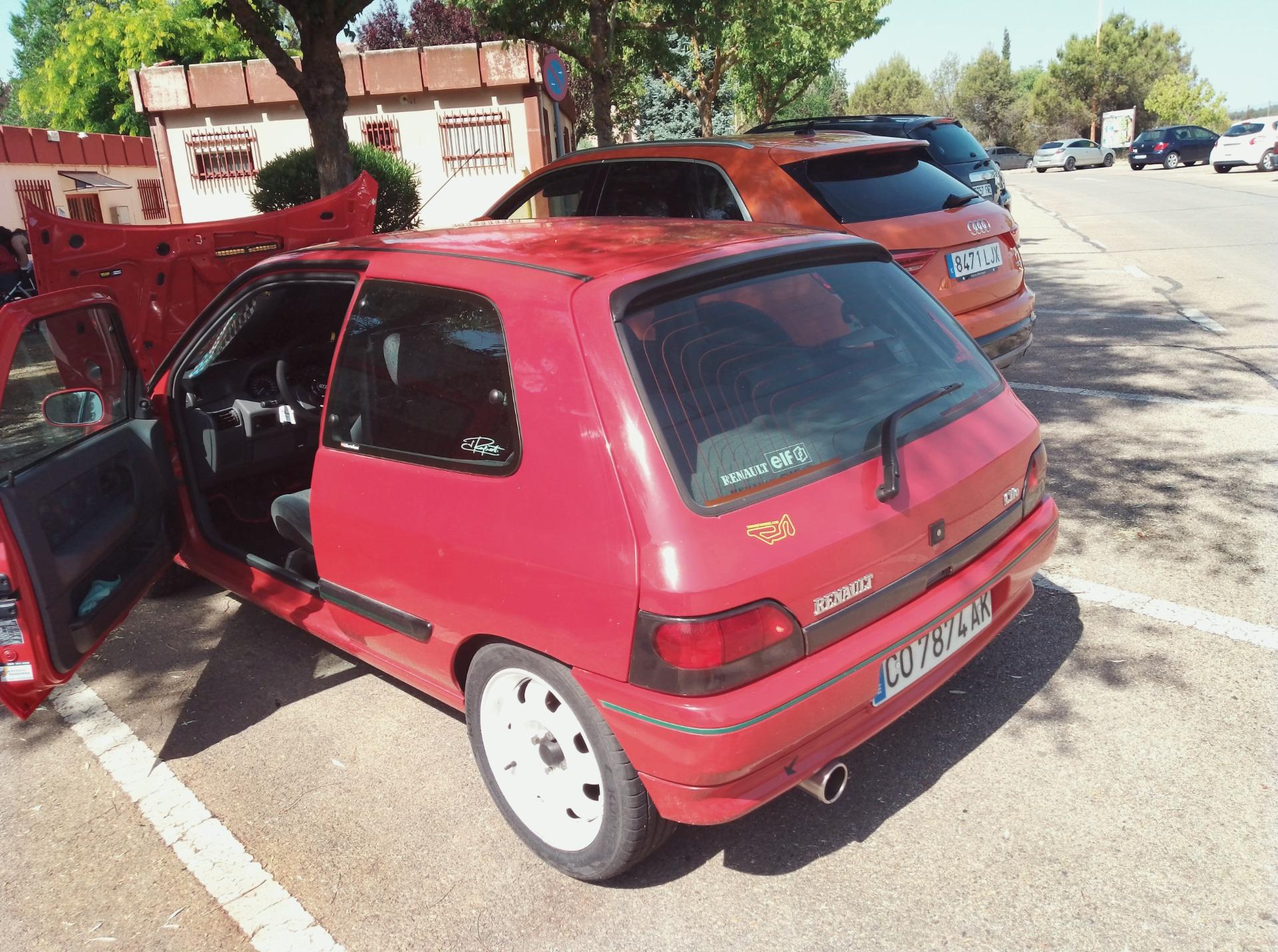 Foto 3 de Renault Clio 