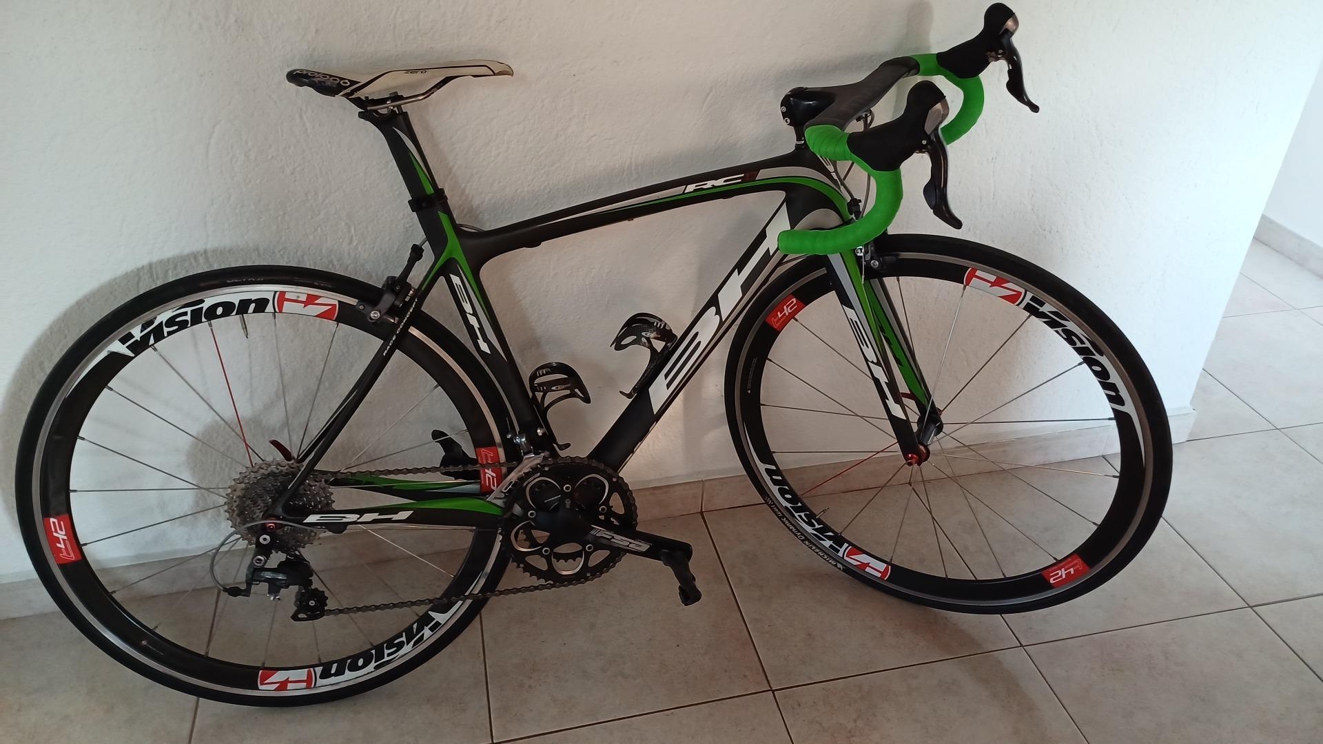 Foto de BH FULL CARBON / GRUPO ULTEGRA / TALLA S