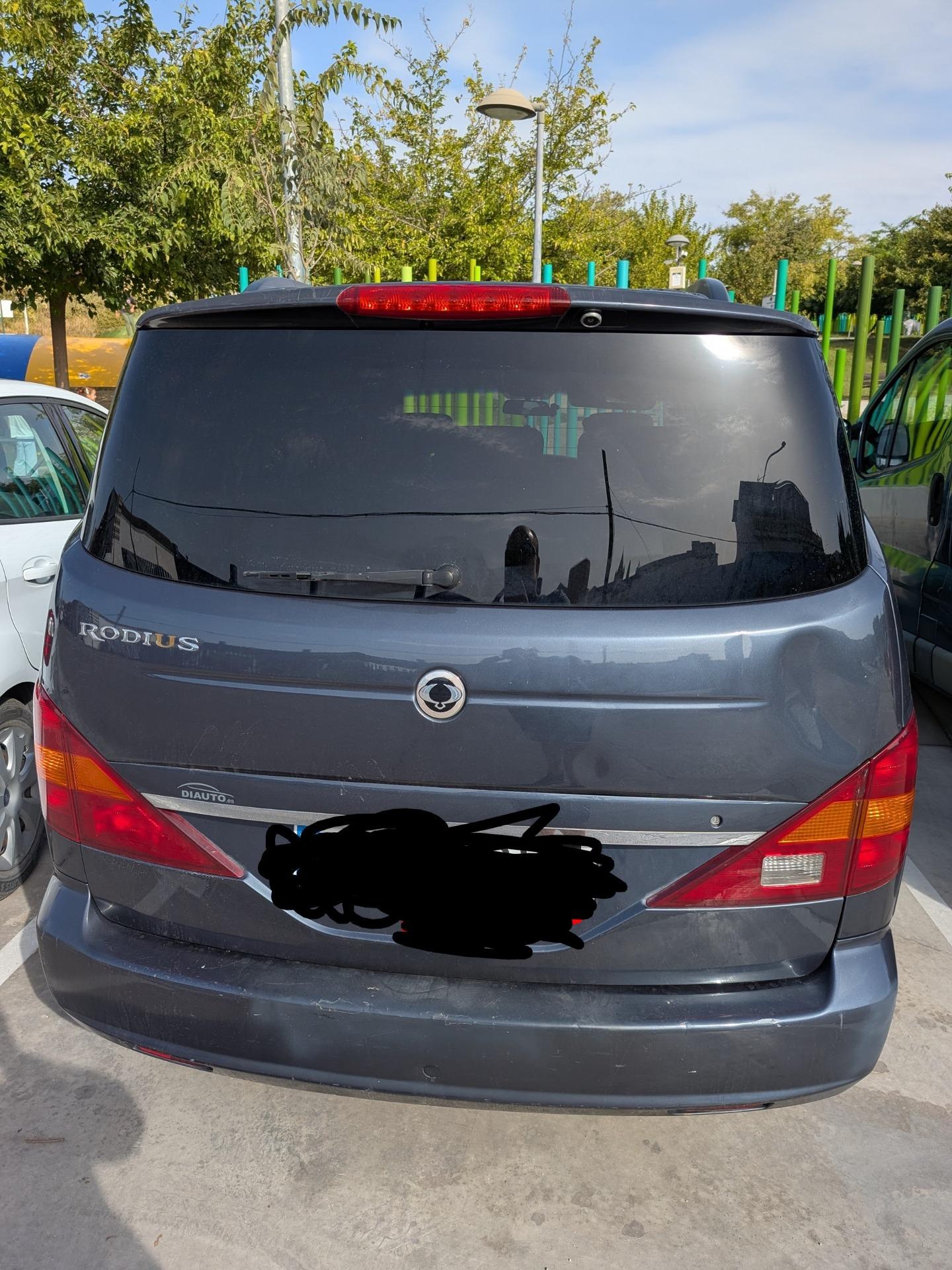 Foto de ssangyong rodius 270 xdi