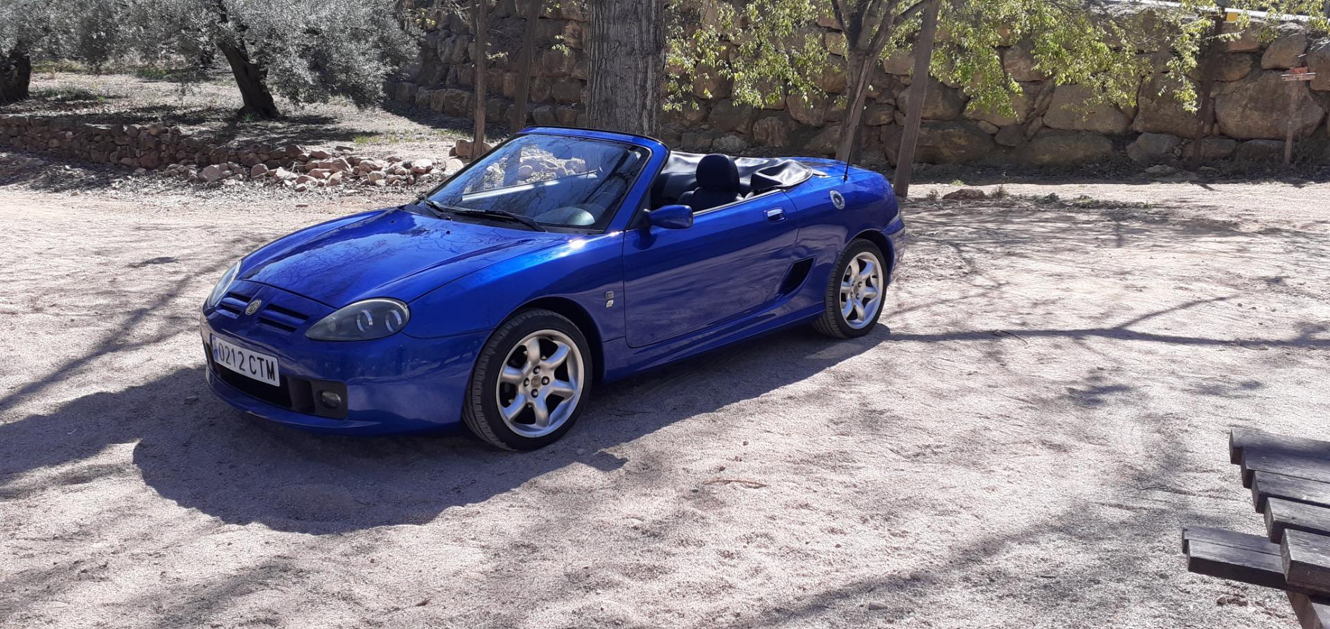 Foto 2 de Mgtf descapotable