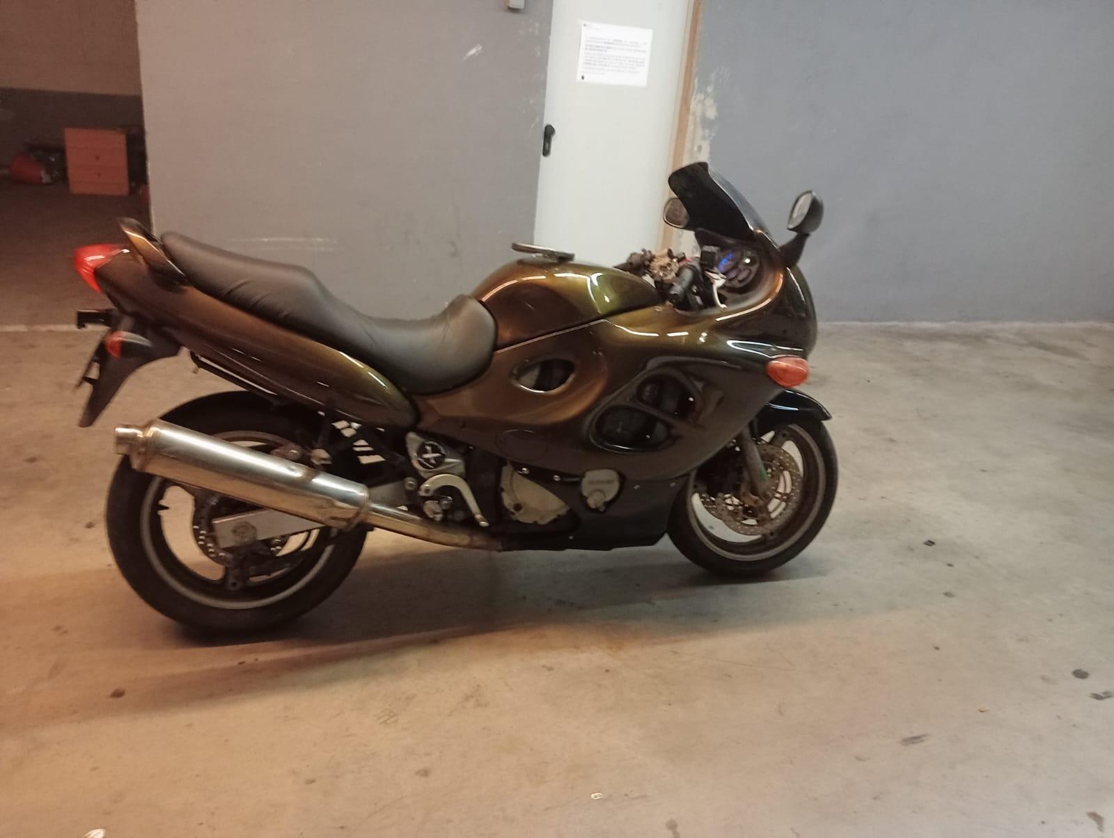 Foto 7 de Suzuki gsx 600f katana 