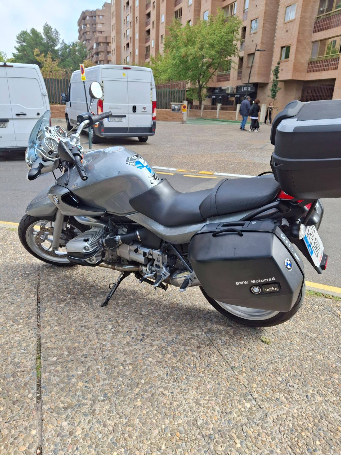 Foto 2 de Por moto que me interese del mismo estilo honda hornet ,BMW 800R...ETC