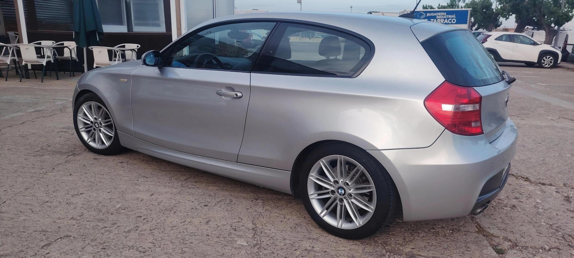 Foto 2 de Bmw serie 1 118d pack M