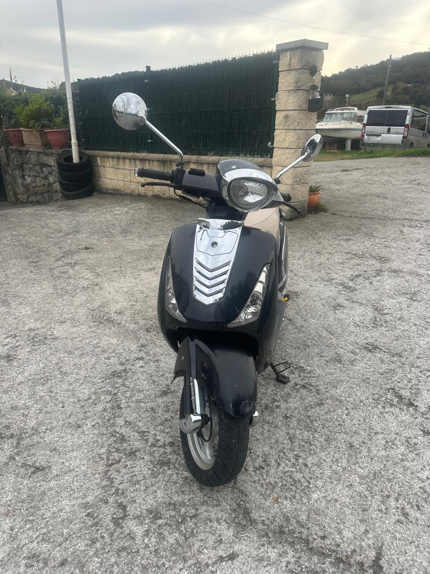 Foto 3 de Moto 125cc