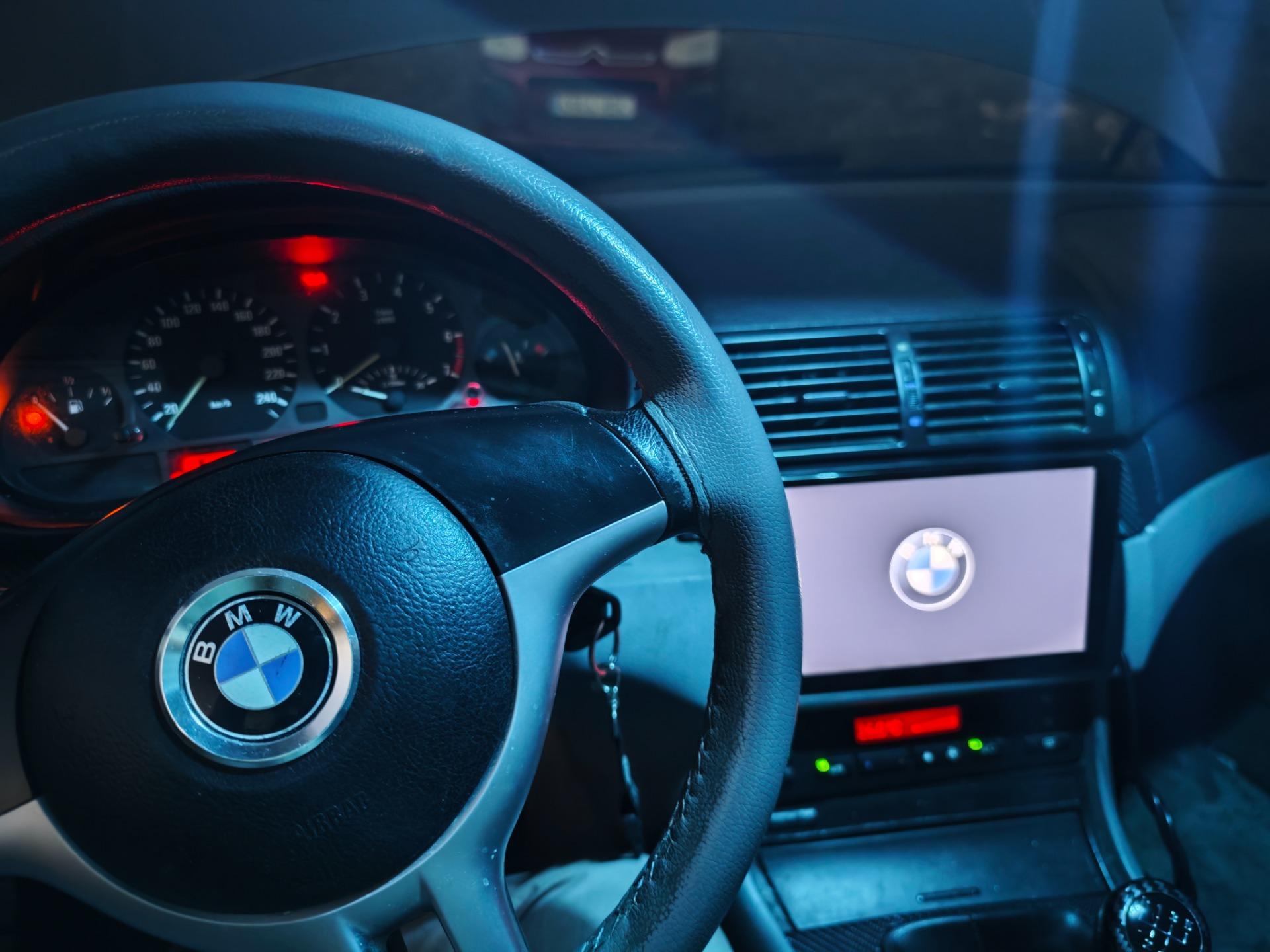 Foto 2 de BMW 318i M e46