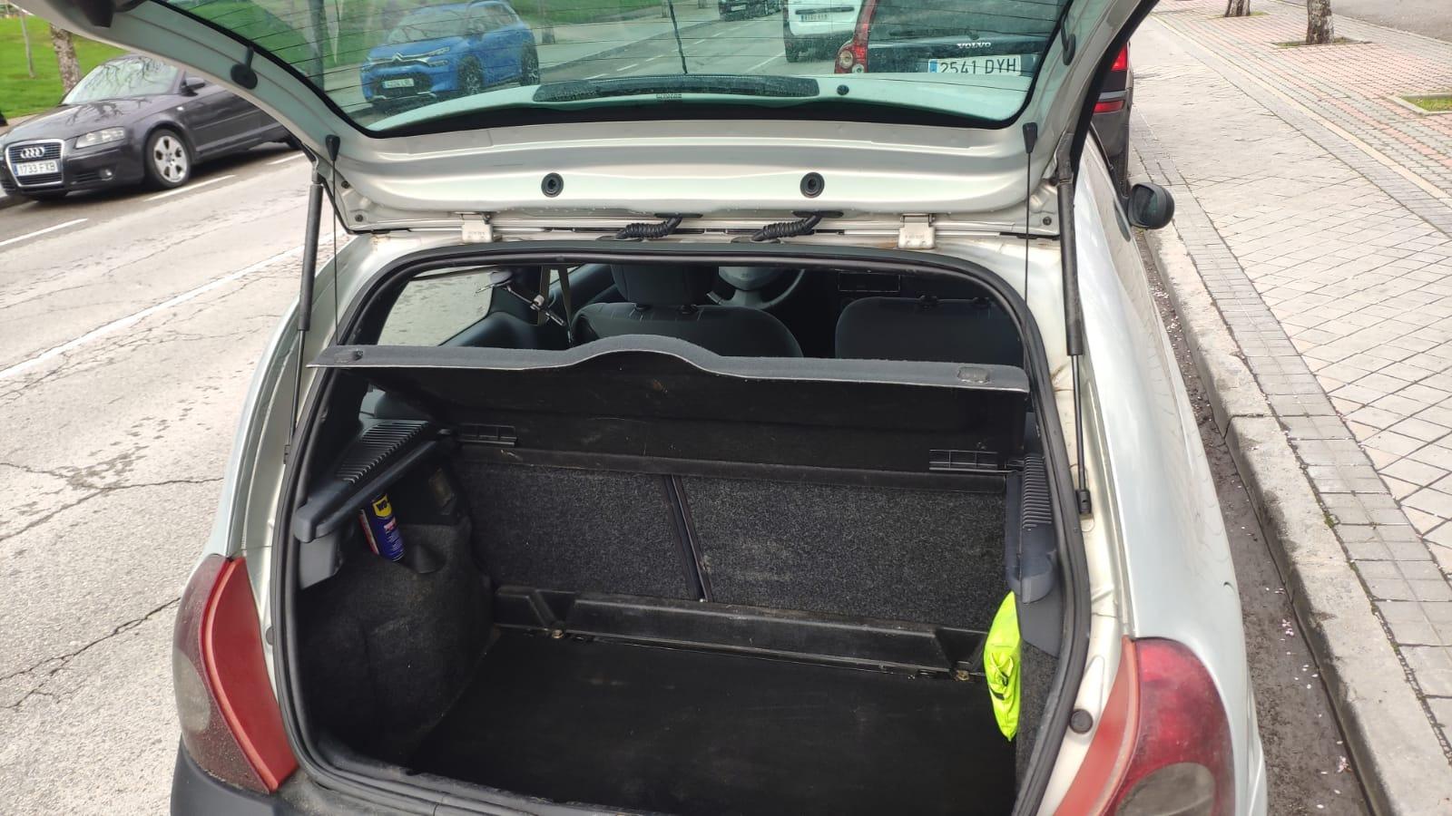 Foto 3 de Renault Clio 1.6 Extreme 110cv