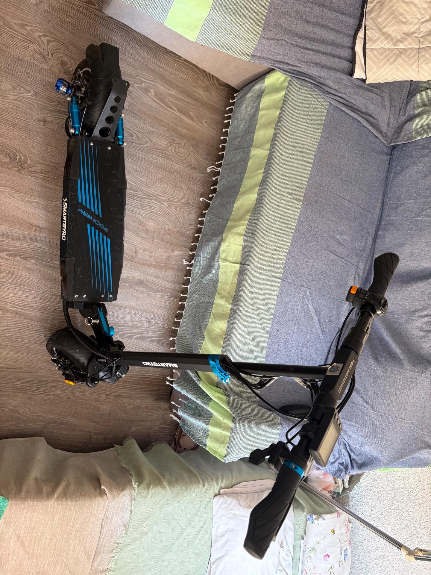 Foto 6 de Patinete Smartgyro con luces 