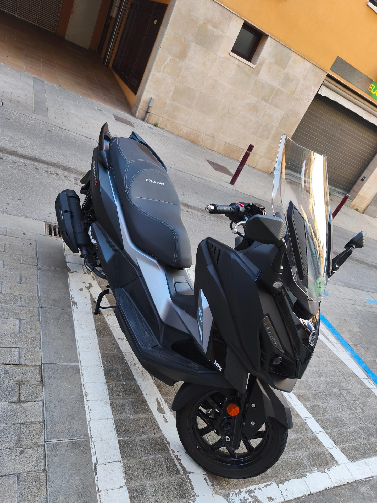 Foto 1 de Cambio por un coche pequeño.