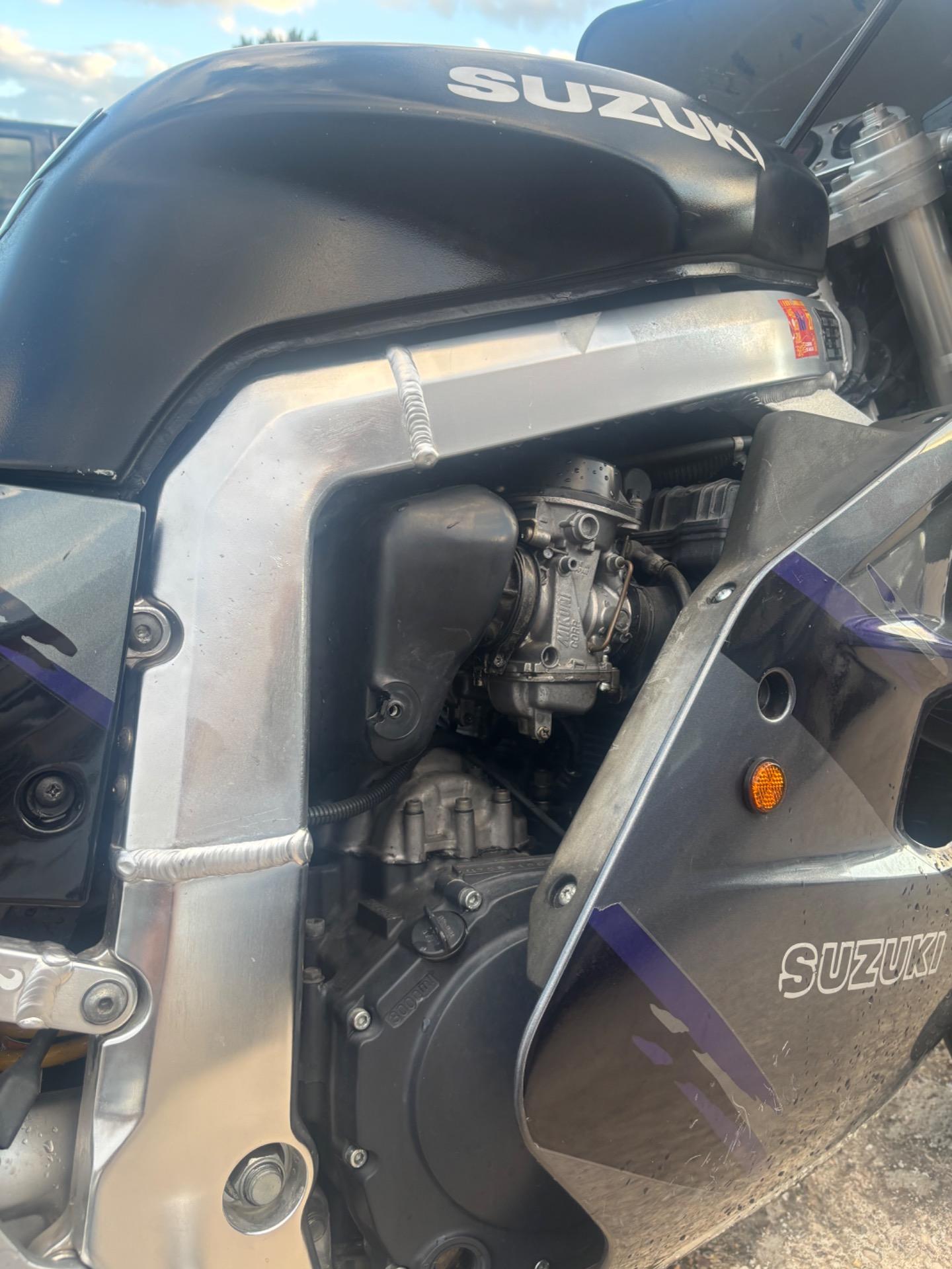 Foto 5 de Suzuki Gsx-R 1100