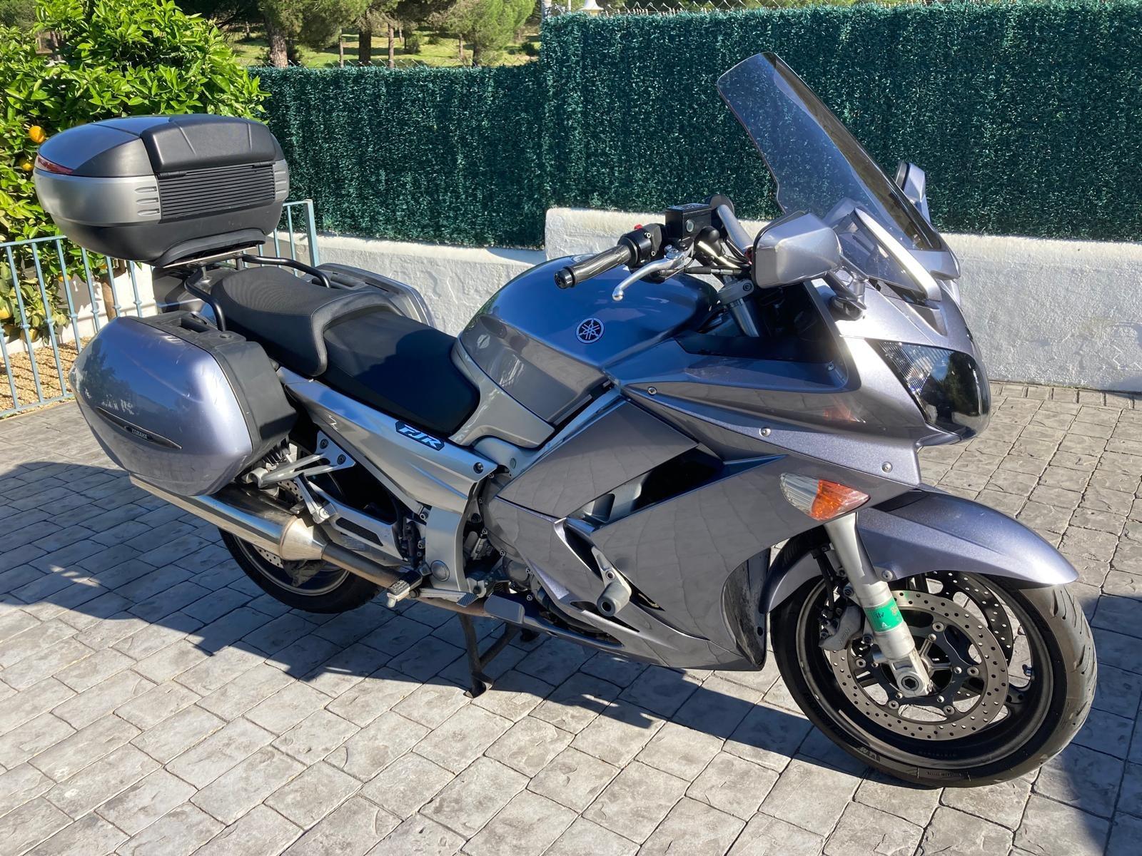 Foto 4 de Yamaha FJR 1300 AS, del 2007, con embrague automático y en perfectas condiciones.
