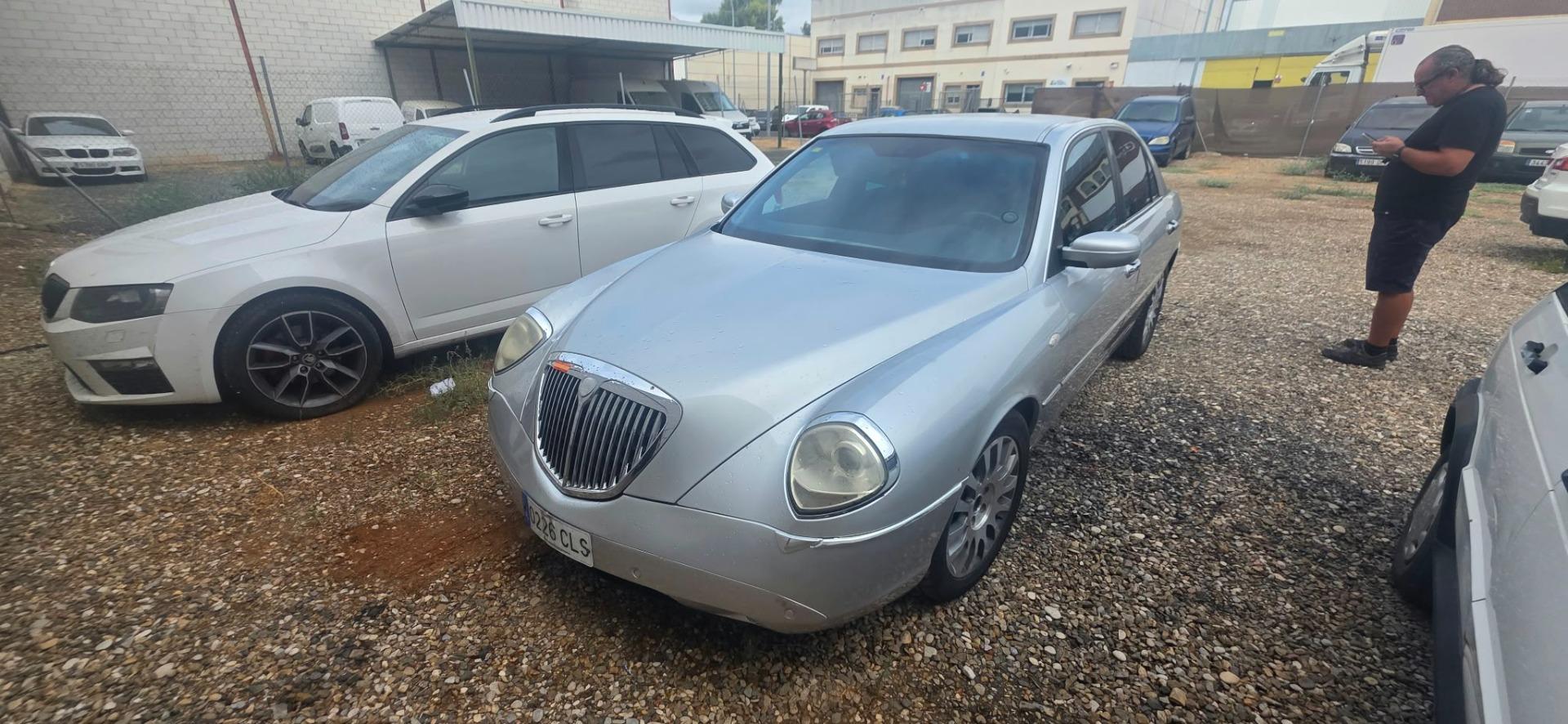 Foto 2 de lancia thesis