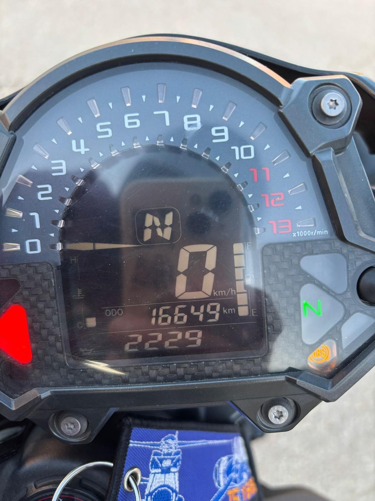 Foto 4 de Kawasaki z900e 95cv 2019