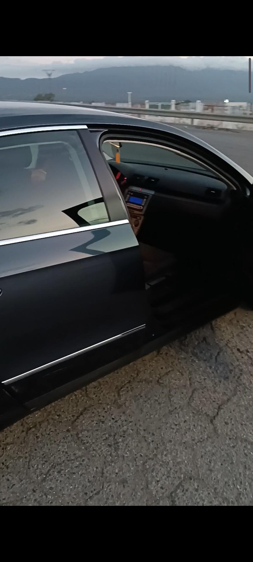 Foto 2 de VW Passat B7 1.9 TDI 