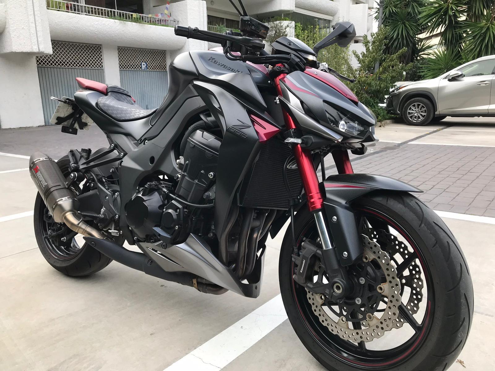 Foto 2 de Kawasaki z1000 edición sugomi