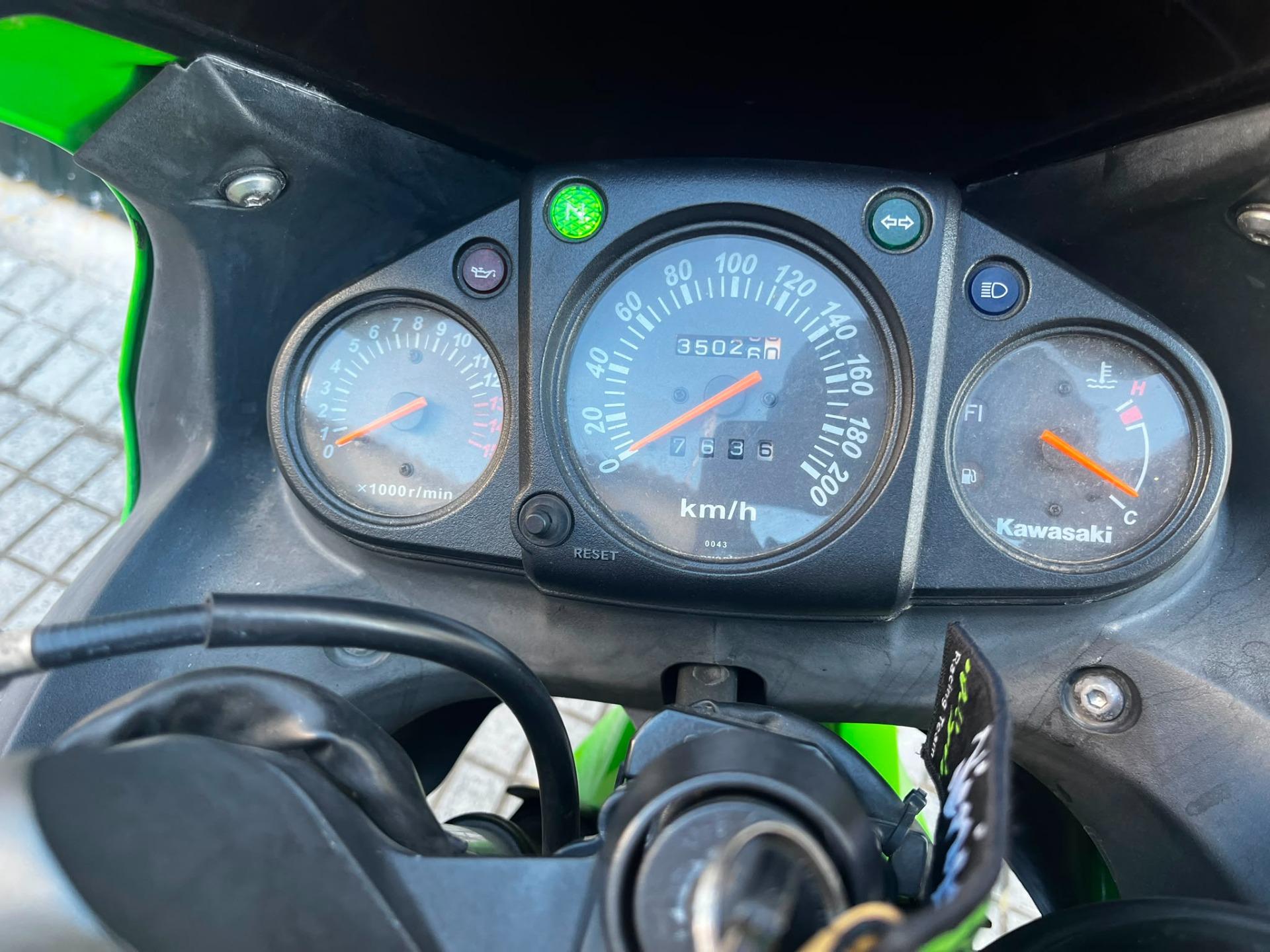 Foto 3 de Ninja 250
